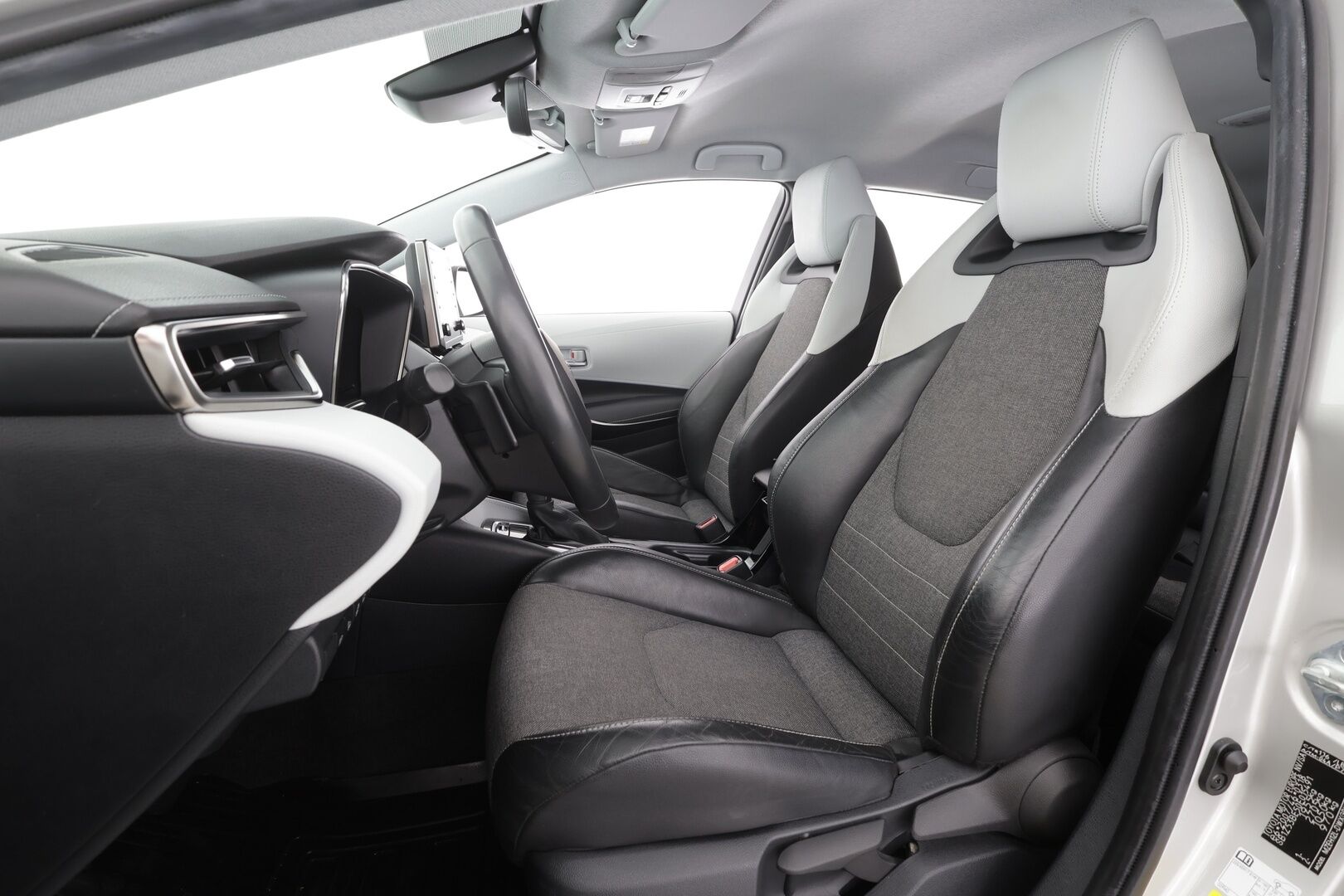 Toyota Corolla 2019 Touring Sports 2,0 Hybrid Style - | ACC | Navi | Puolinahat | P.kamera | LED | Keyless | Lämm. ratti | Lohko + sisälämmitin | Merkkihuollot | 