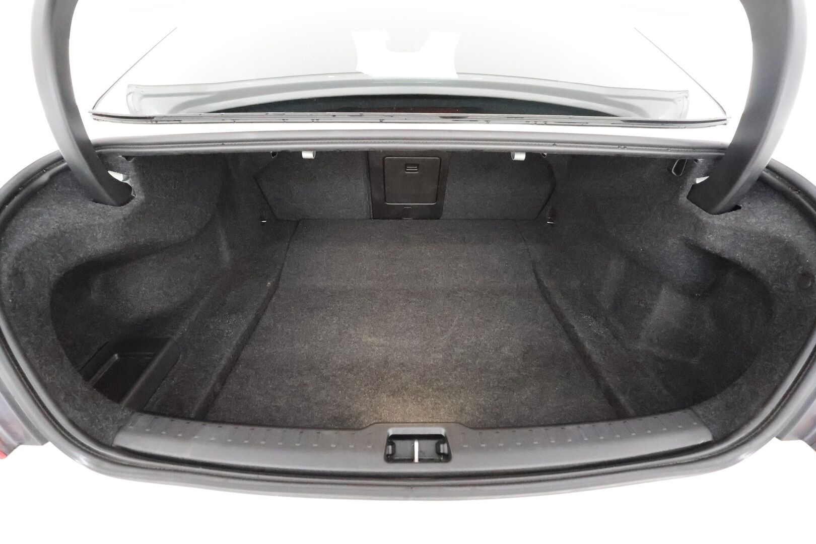 Volvo S60 2020 T5 Business R-Design aut - | ACC | Webasto | Full-LED | Muistipenkki | High Performance audio | P.Kamera | Puolinahat | Keyless | Apple&Android | Suomi-auto | Kahdet Renkaat | merkkihuollettu |
