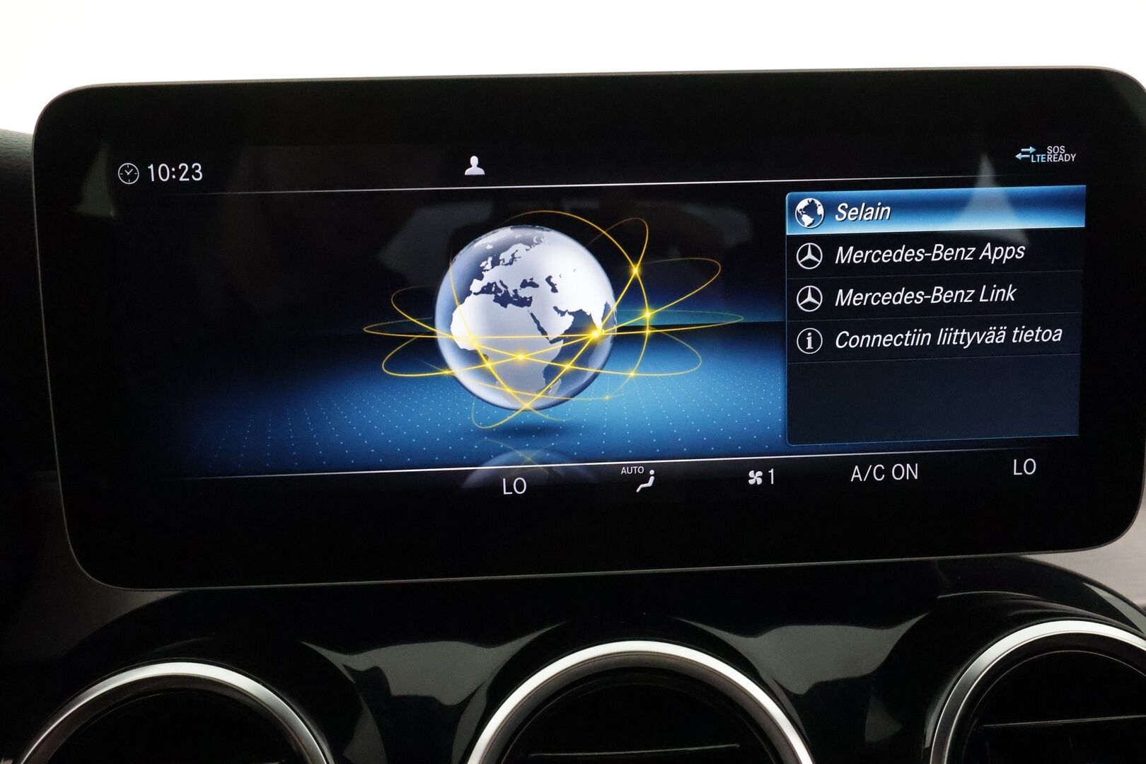 Mercedes-Benz C 2020 300 d 4MATIC A Business AMG - Suomiauto / Multibeam LED / Nahkasisusta / Peruutuskamera / Lohko & Sisäpistoke / Comand Navi / Näyttävä!
