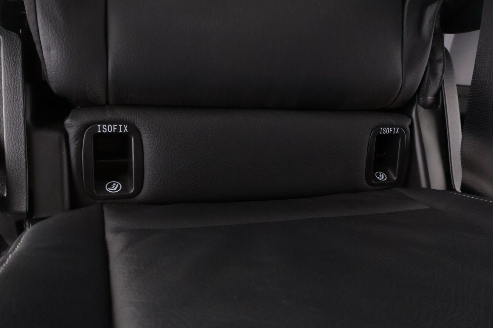 Mercedes-Benz V 2019 300 d 4Matic keskipitkä A2 A Avantgarde *7 paikkainen / Distronic / Pa-lisälämmitin / P.kamera / Vetokoukku / Nahkapenkit* - 2,99 % KORKOTARJOUS TÄHÄN AUTOON - *Suomi-auto / 2x renkaat ja vanteet*