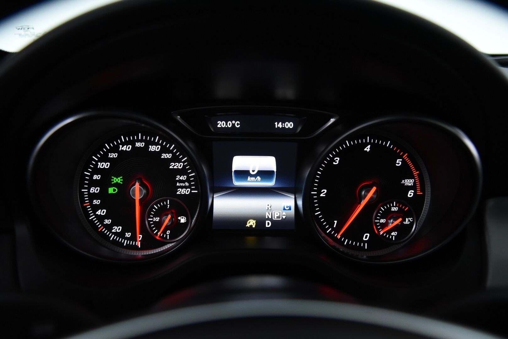 Mercedes-Benz CLA 2017 220 d 4Matic A Business AMG / Panorama / Vakkari / P-kamera / Webasto - Led / Ei adblue järjestelmää / 2x renkaat