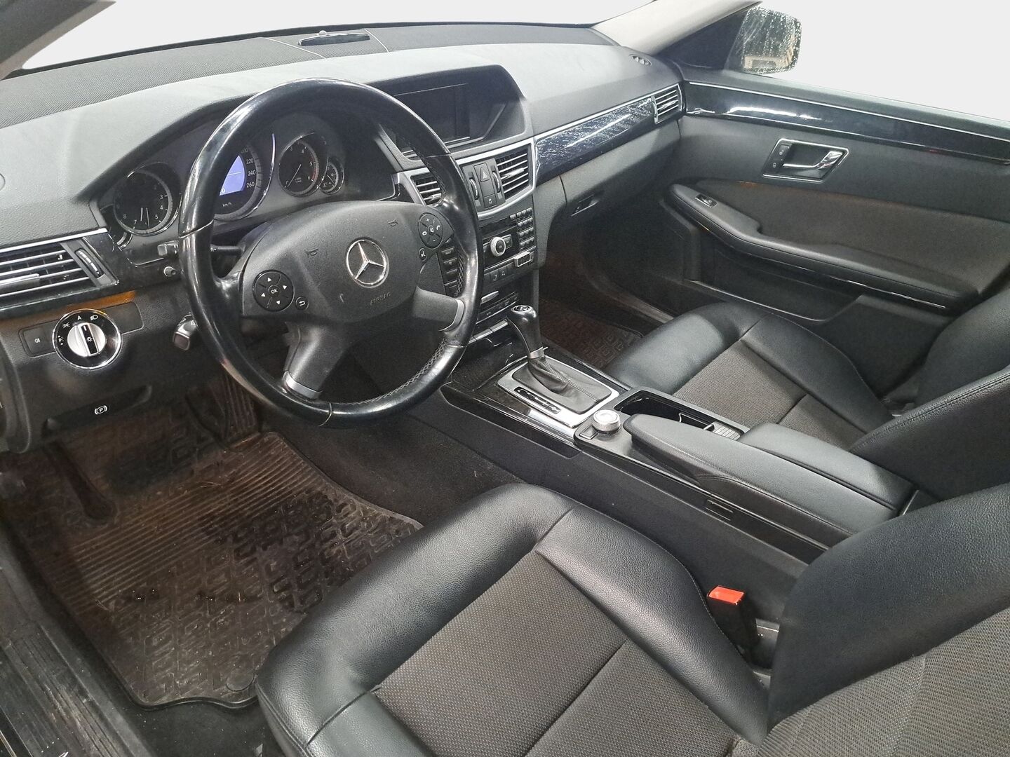 Mercedes-Benz E 2010 200 CDI BE T Avantgarde A - * Juuri saapunut! Ota yhteys myyjään * - Osta nyt, maksa vasta ensi vuonna