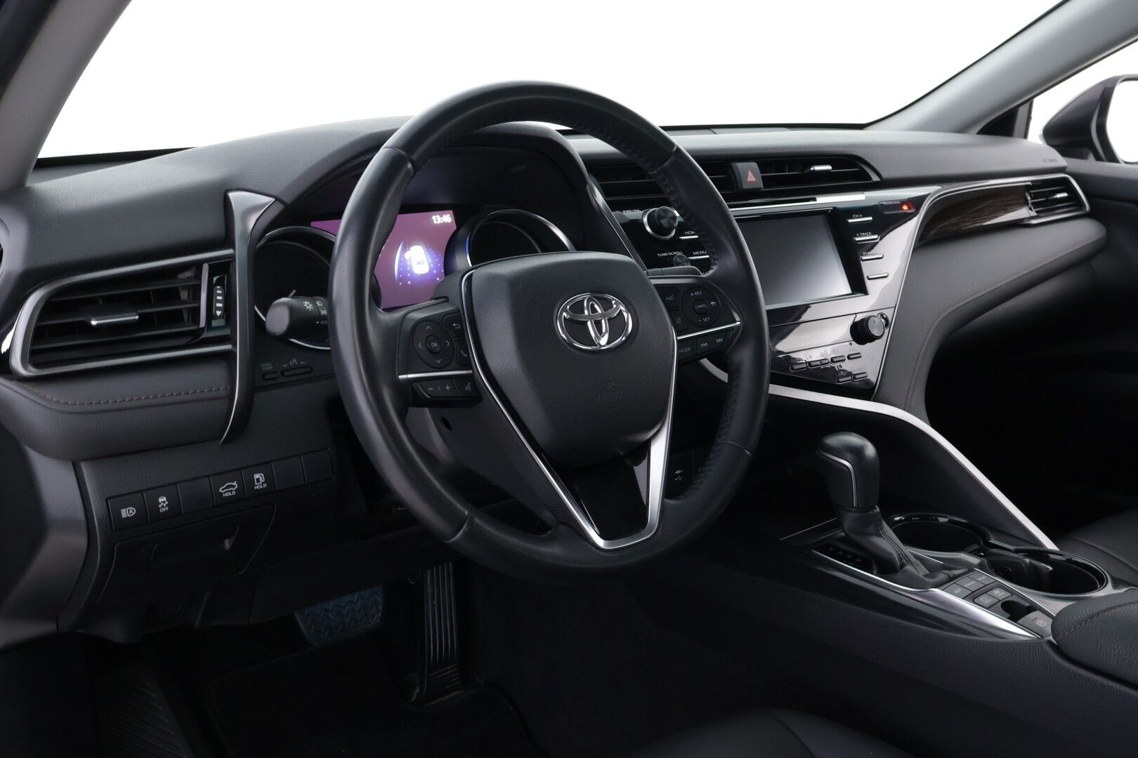 Toyota Camry 2020 2,5 Hybrid Active - Suomiauto | Merkkihuollot | ACC | Bi-LED | Peruutuskamera | Nahkasisusta | KeylessGo | Navi | Huippuvarusteet | Todella siisti!