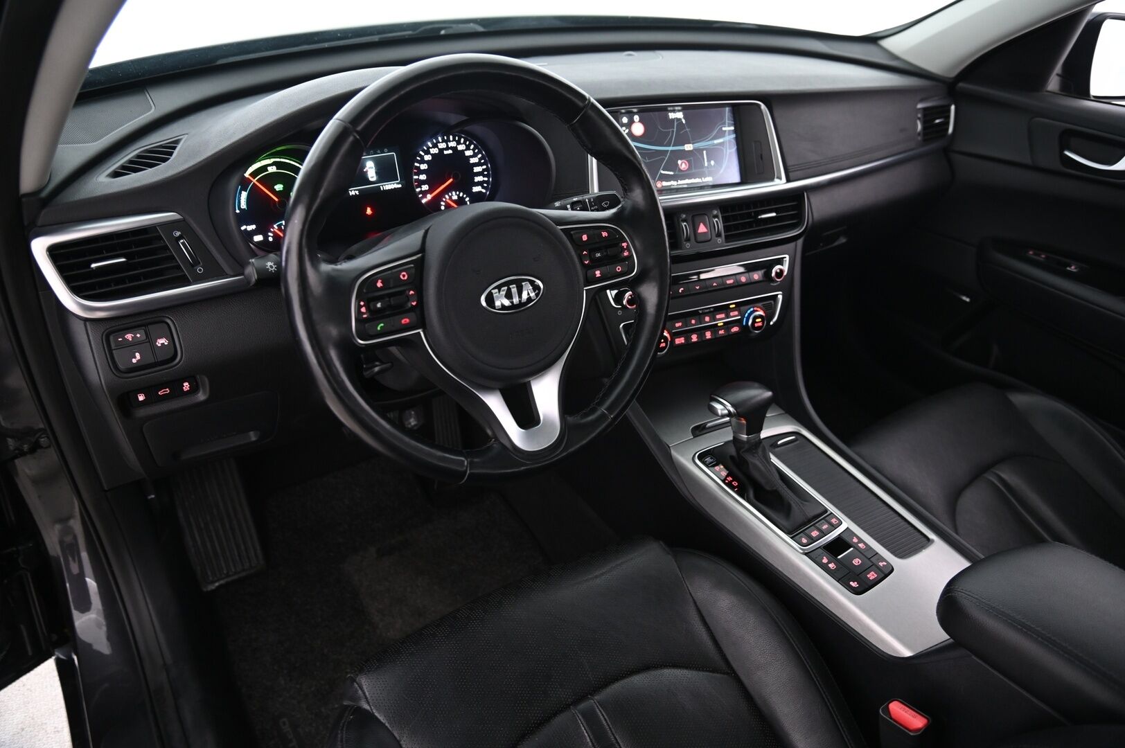 Kia Optima 2017 OPTIMA Sedan (AA) 4ov 1999cm3 A *Harman/Kardon / Acc / Lasikatto / Ratinlämmitin / Ilmastoidut istuimet* - *Uudet Continental talvi ja kesä renkaat / Kotilaturi*