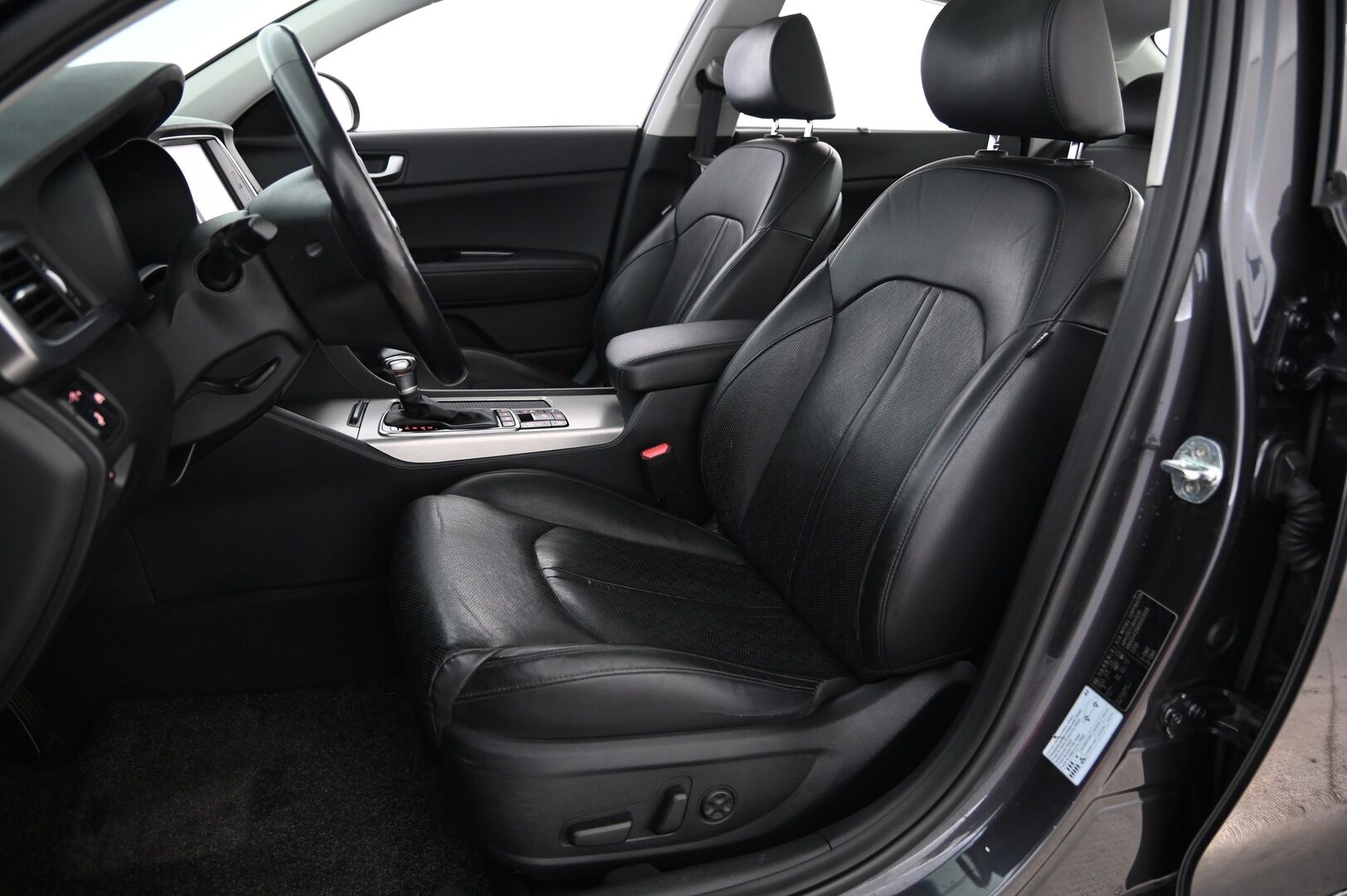 Kia Optima 2017 OPTIMA Sedan (AA) 4ov 1999cm3 A *Harman/Kardon / Acc / Lasikatto / Ratinlämmitin / Ilmastoidut istuimet* - *Uudet Continental talvi ja kesä renkaat / Kotilaturi*