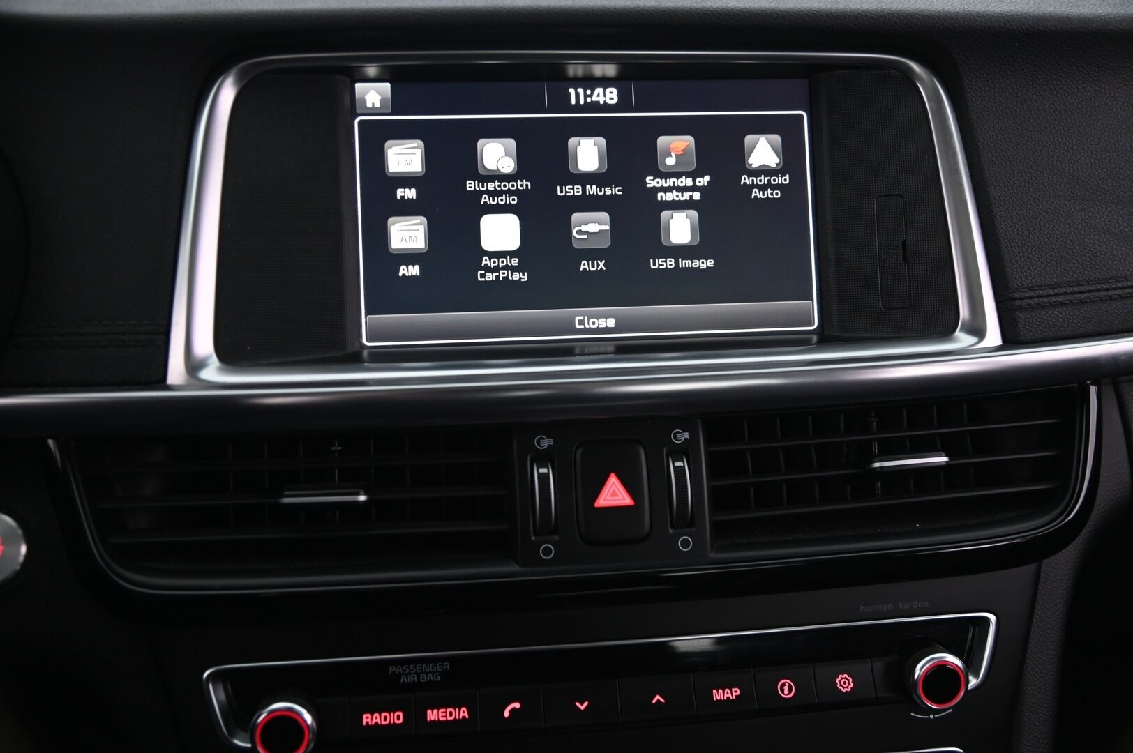 Kia Optima 2017 2,0 GDI PHEV Business Premium A/T *Harman/Kardon / Acc / Lasikatto / Ratinlämmitin / Ilmastoidut istuimet* - *Uudet Continental talvi ja kesä renkaat / Kotilaturi* - HULLUT BLACKWEEK JATKOT - KORKOTARJOUS 2,49%