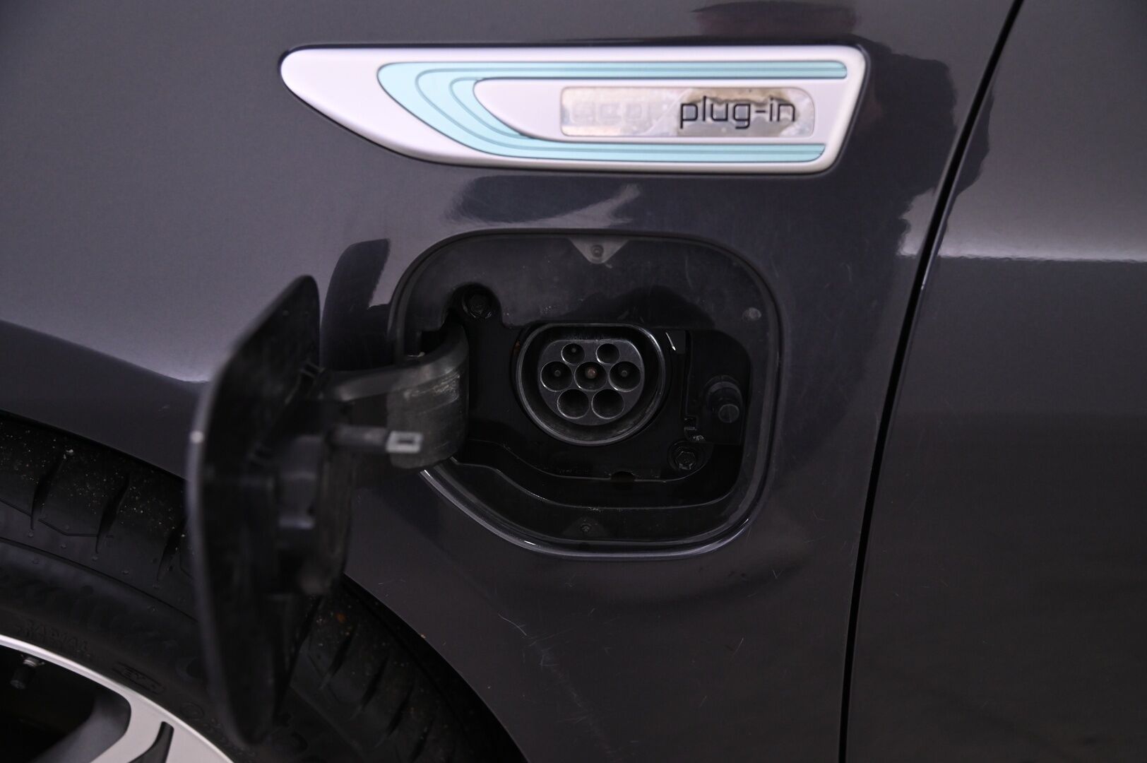 Kia Optima 2017 2,0 GDI PHEV Business Premium A/T *Harman/Kardon / Acc / Lasikatto / Ratinlämmitin / Ilmastoidut istuimet* - *Uudet Continental talvi ja kesä renkaat / Kotilaturi* - HULLUT BLACKWEEK JATKOT - KORKOTARJOUS 2,49%