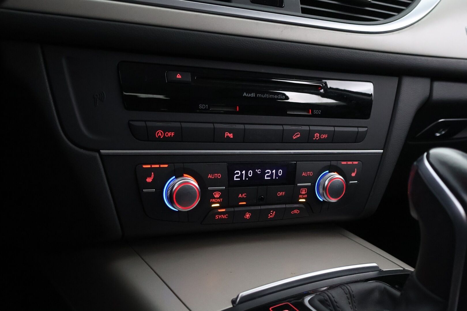 Audi A6 Allroad 2016 Business Sport 3,0 V6 TDI 160 kW quattro S tronic * Webasto / Vetokoukku / Nahka-Alcantara / Ilma-Alusta / Xenon - 2x Hyvät renkaat aluvantein / Peruutustutkat / Juuri tullut Tampereelle! - HULLUT AVAJAISHULINAT KORKOTARJOUS 3,29 %