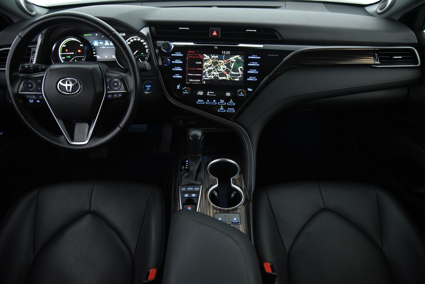Toyota Camry 2019 2,5 Hybrid Premium / Adapt.vakkari / LED / HUD / JBL /  P.kamera / Kaistavahti / Blis - Hieno Suomi-auto kattavilla varusteilla!