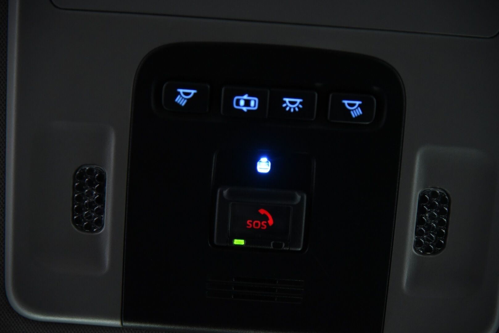Toyota Camry 2019 2,5 Hybrid Premium / Adapt.vakkari / LED / HUD / JBL /  P.kamera / Kaistavahti / Blis - Hieno Suomi-auto kattavilla varusteilla!