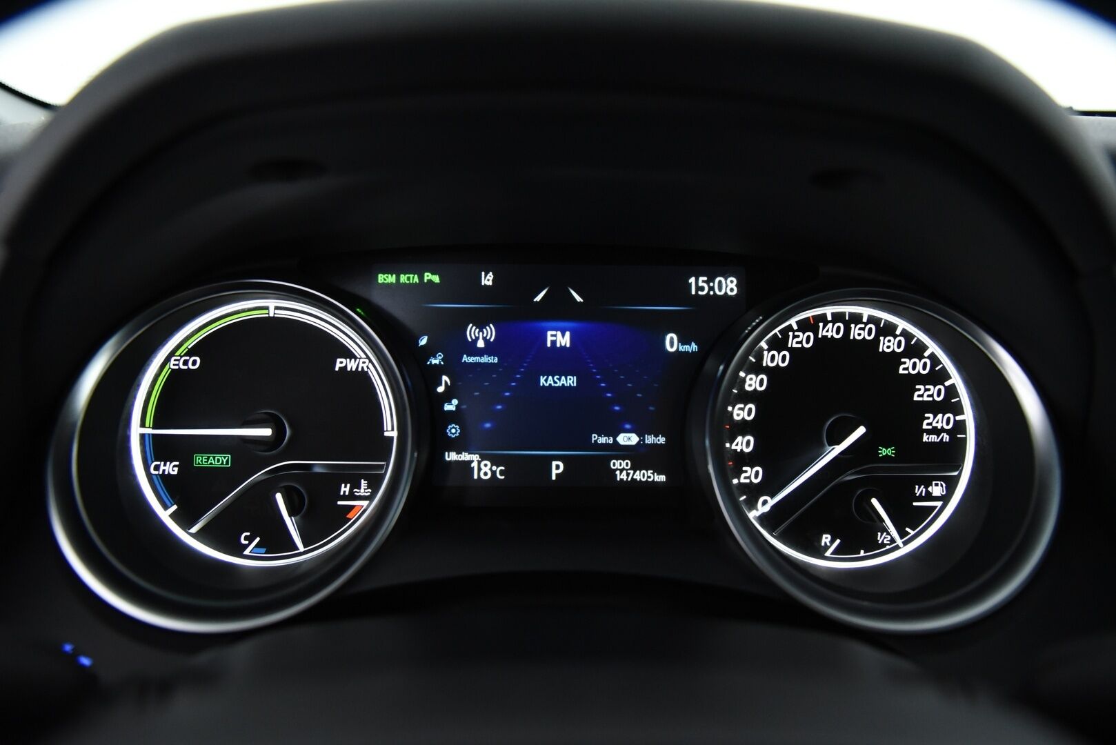 Toyota Camry 2019 2,5 Hybrid Premium / Adapt.vakkari / LED / HUD / JBL /  P.kamera / Kaistavahti / Blis - Hieno Suomi-auto kattavilla varusteilla!