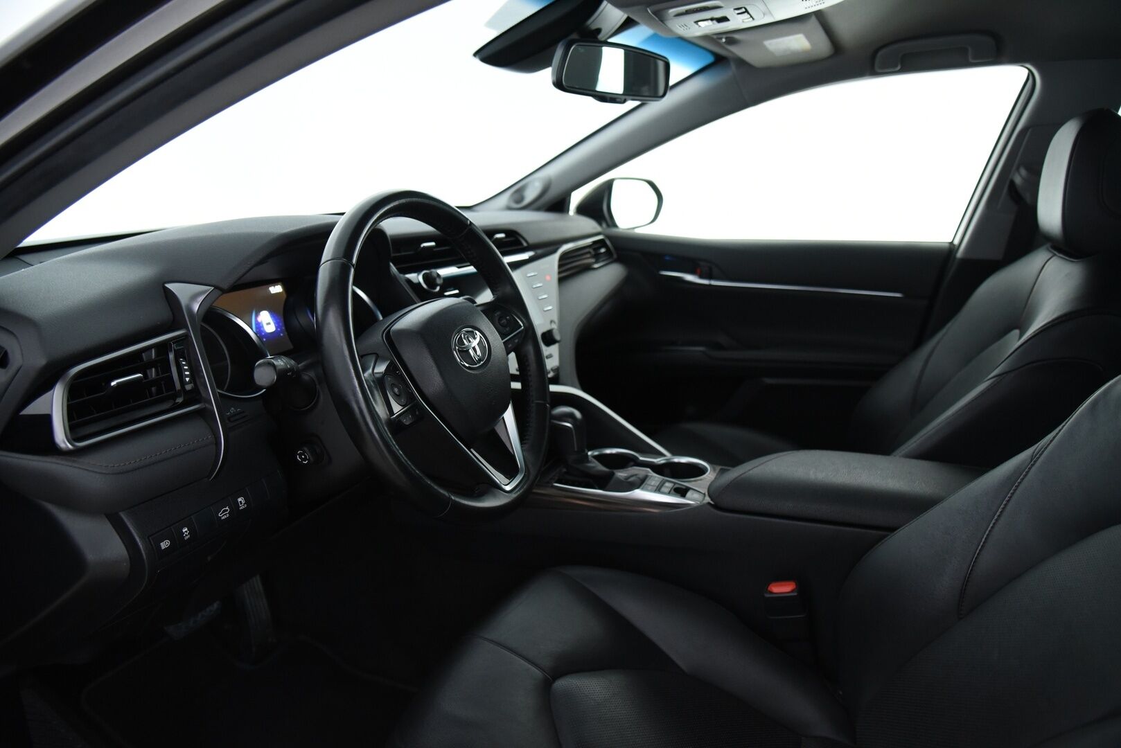 Toyota Camry 2019 2,5 Hybrid Premium / Adapt.vakkari / LED / HUD / JBL /  P.kamera / Kaistavahti / Blis - Hieno Suomi-auto kattavilla varusteilla!