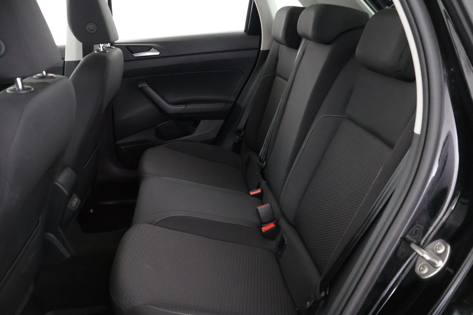 Volkswagen Polo 2019 Comfortline 1,0 TSI 70 kW (95 hv) DSG - Vakkari | Kahdet renkaat | Jakopää tehty ja juuri huollettu 6/26 | Tutkat | Apple ja Android Auto 