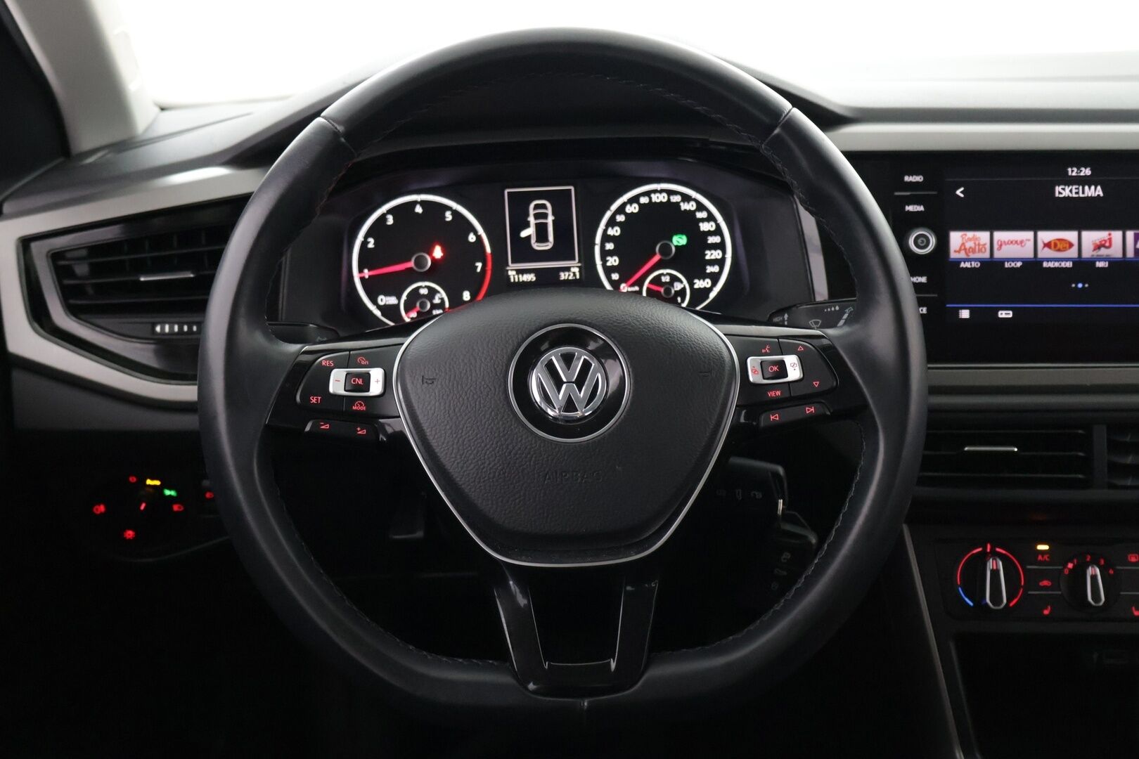 Volkswagen Polo 2019 Comfortline 1,0 TSI 70 kW (95 hv) DSG - Vakkari | Kahdet renkaat | Jakopää tehty ja juuri huollettu 6/26 | Tutkat | Apple ja Android Auto 