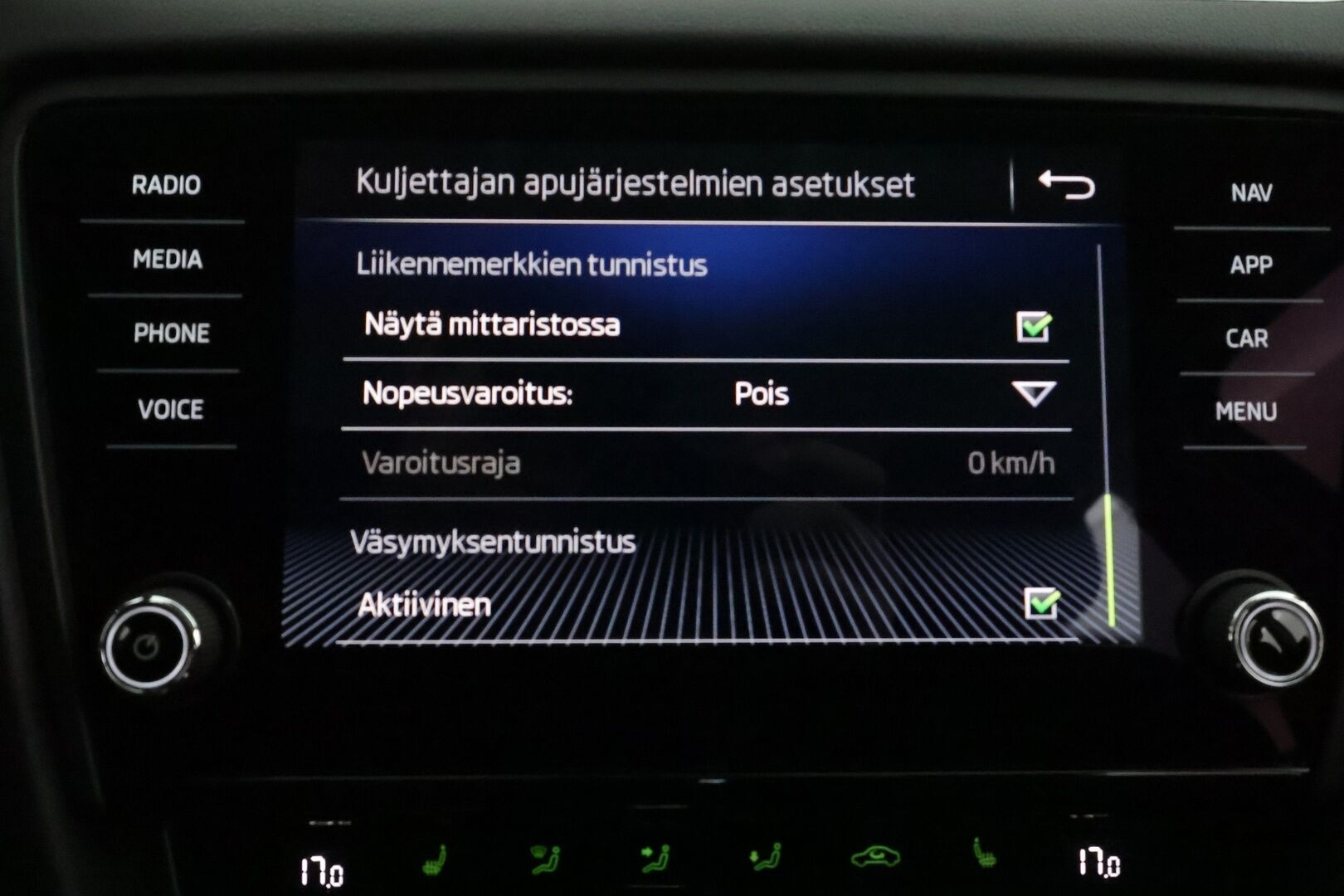 Skoda Octavia 2019 Combi 2,0 TSI 190 4x4 Style BusinessLine DSG **Webasto / Adapt.Vakkari / LED-valot / P.kamera / Navi / Kaistavahti ** - Suomi-auto / Kahdet Renkaat