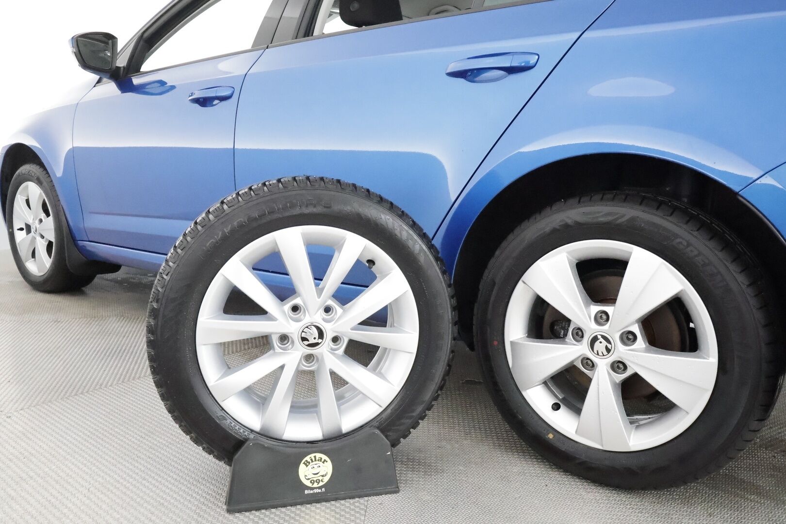 Skoda Octavia 2019 Combi 2,0 TSI 190 4x4 Style BusinessLine DSG **Webasto / Adapt.Vakkari / LED-valot / P.kamera / Navi / Kaistavahti ** - Suomi-auto / Kahdet Renkaat