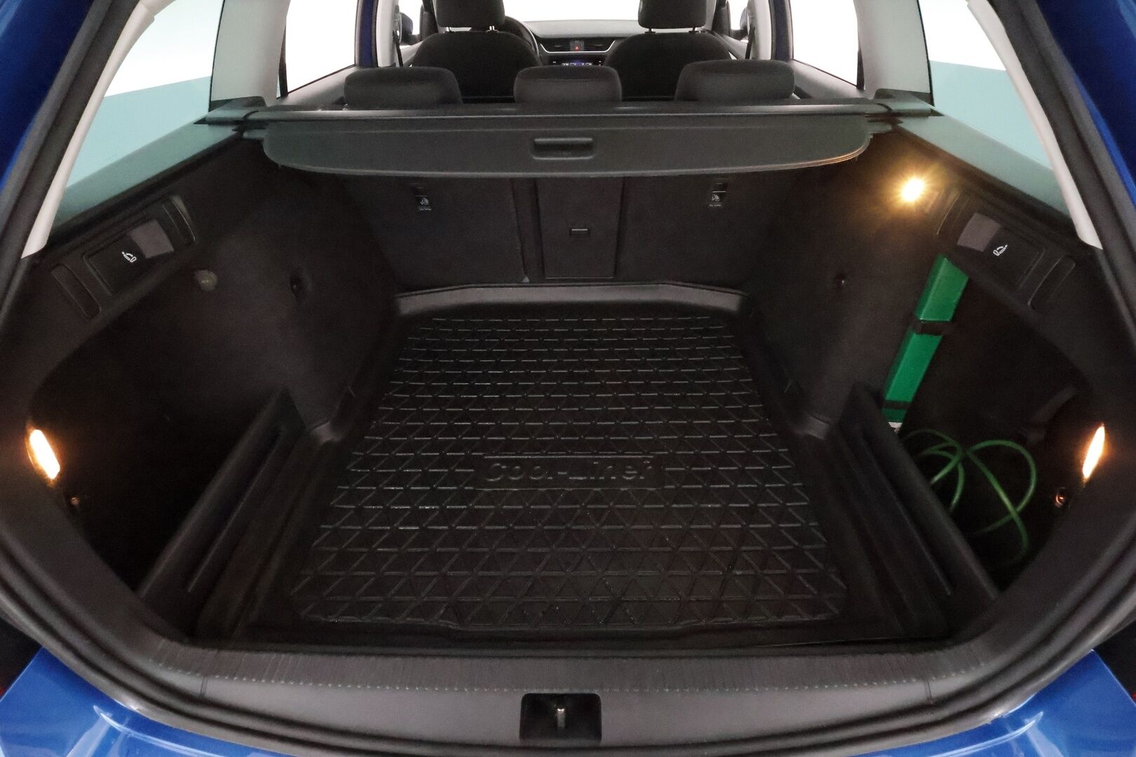 Skoda Octavia 2019 Combi 2,0 TSI 190 4x4 Style BusinessLine DSG **Webasto / Adapt.Vakkari / LED-valot / P.kamera / Navi / Kaistavahti ** - Suomi-auto / Kahdet Renkaat