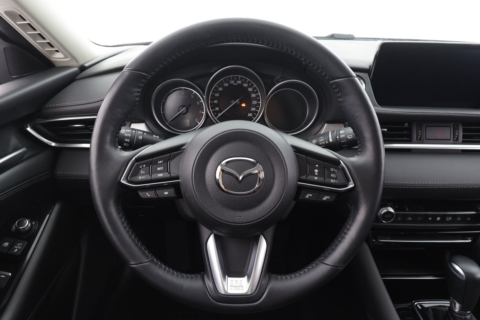 Mazda Mazda6 2019 Sport Wagon 2,0 (165) SKYACTIV-G Vision 6AT 5ov ZQ1 * ACC / Lohko / HUD / P.Kamera / Apple/Android * - 1.Om Suomi-auto / kahdet Renkaat - HULLUT AVAJAISHULINAT KORKOTARJOUS 3,29 %