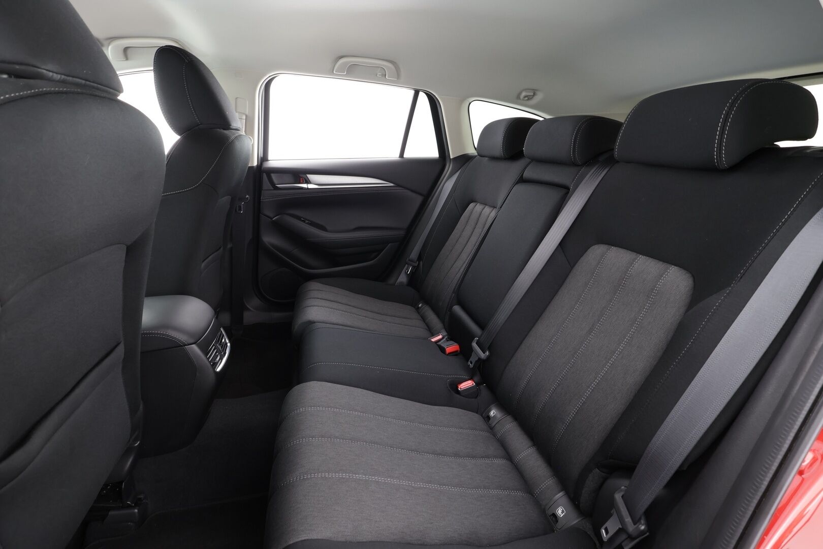 Mazda Mazda6 2019 Sport Wagon 2,0 (165) SKYACTIV-G Vision 6AT 5ov ZQ1 * ACC / Lohko / HUD / P.Kamera / Apple/Android * - 1.Om Suomi-auto / kahdet Renkaat - HULLUT AVAJAISHULINAT KORKOTARJOUS 3,29 %