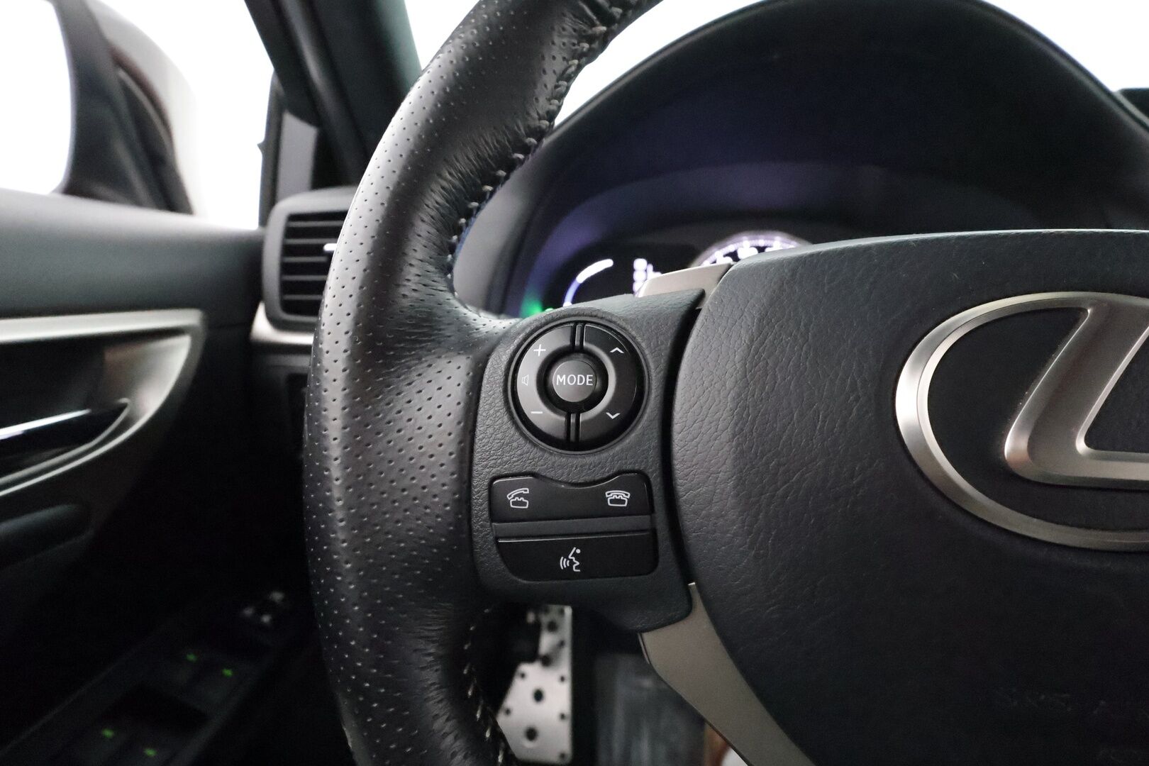 Lexus CT 2019 200h F Sport **Merkkihuollettu / Adapt. vakkari / P.kamera / Kaistavahti / KeylessGo / LED / Kahdet renkaat**