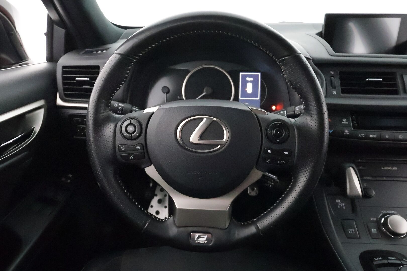Lexus CT 2019 200h F Sport **Merkkihuollettu / Adapt. vakkari / P.kamera / Kaistavahti / KeylessGo / LED / Kahdet renkaat**