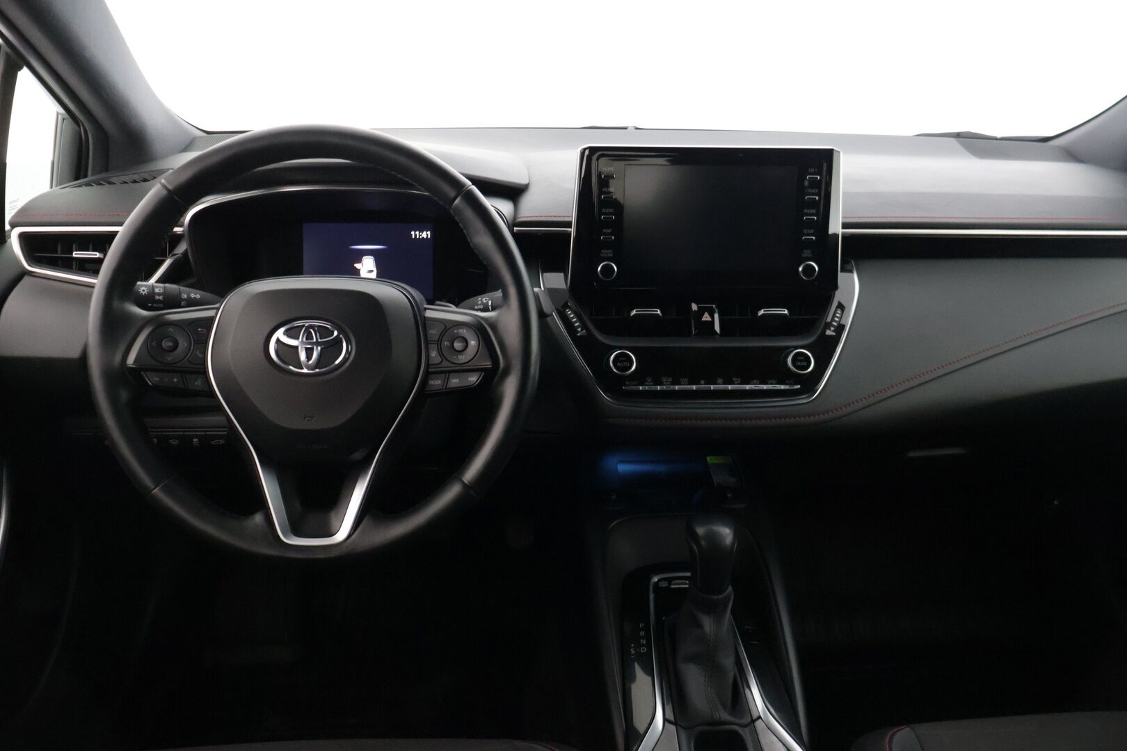 Toyota Corolla 2019 Touring Sports 2,0 Hybrid Style * ACC / P-Kamera / KeylessGo / Sähkökontti / Nahka-alcantra sisusta / Navi * - 2 x Vanteet & Renkaat / Merkkihuoltohistoria / Musta sisäkatto