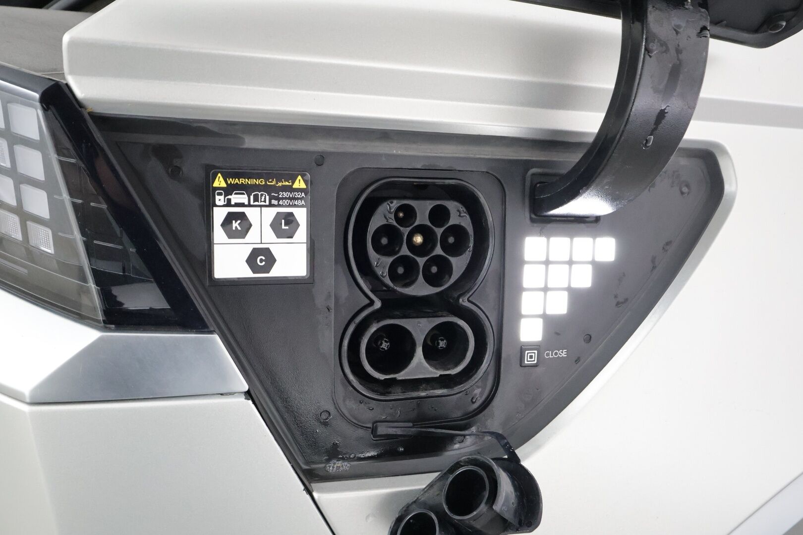 Hyundai IONIQ 5 2022 73 kWh 217 hv Style - | ACC | ILP | Koukku | HUD | BOSE | Nahkaverhoilu | Sähköpenkki | P.kamera | Ambient light | V2L | Lämm. ratti | Sähk. takaluukku | Merkkihuollot |
