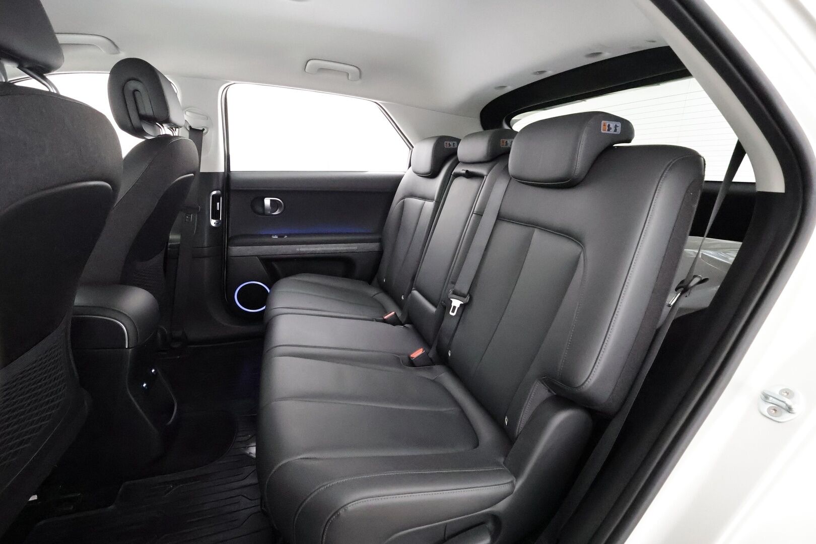 Hyundai IONIQ 5 2022 73 kWh 217 hv Style - | ACC | ILP | Koukku | HUD | BOSE | Nahkaverhoilu | Sähköpenkki | P.kamera | Ambient light | V2L | Lämm. ratti | Sähk. takaluukku | Merkkihuollot |
