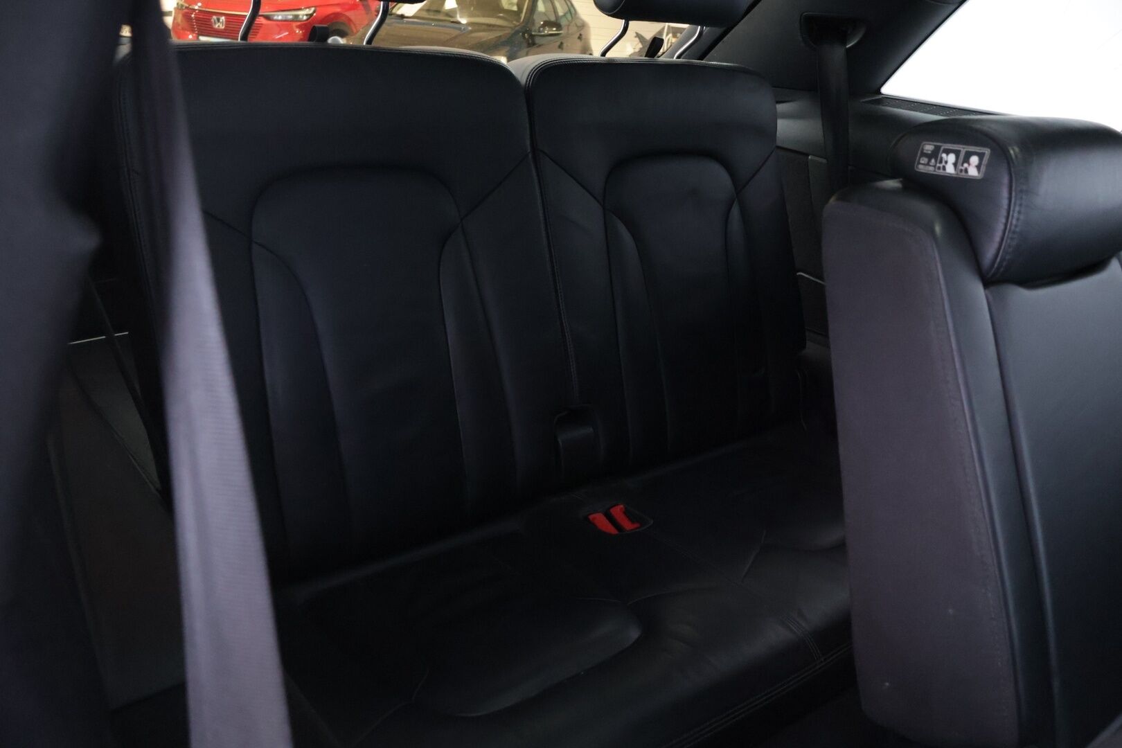 Audi Q7 2010 3,0 V6 TDI DPF 176 kW quattro tiptronic - YritysOutlet - Myydään vain yrityksille - 7- Paikkainen / Bose / Ilma-alusta / Nahat muistilla / Lohko / Koukku