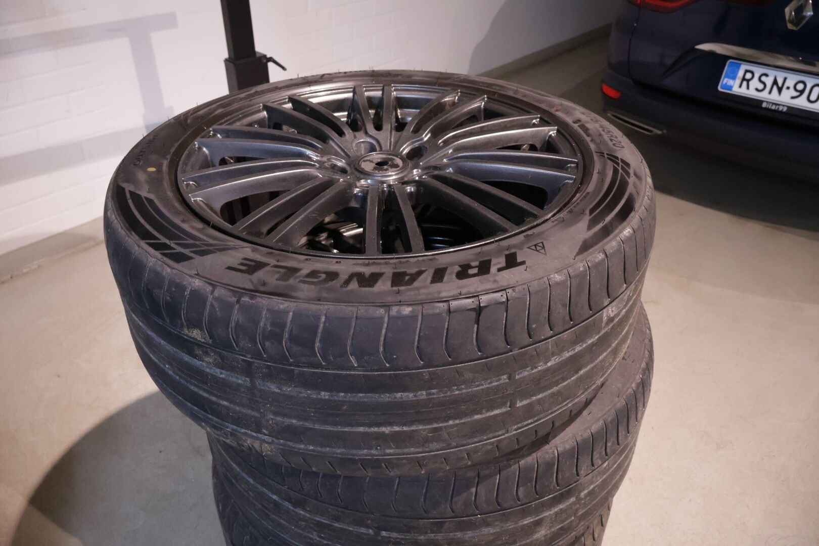 Audi Q7 2010 3,0 V6 TDI DPF 176 kW quattro tiptronic - YritysOutlet - Myydään vain yrityksille - 7- Paikkainen / Bose / Ilma-alusta / Nahat muistilla / Lohko / Koukku