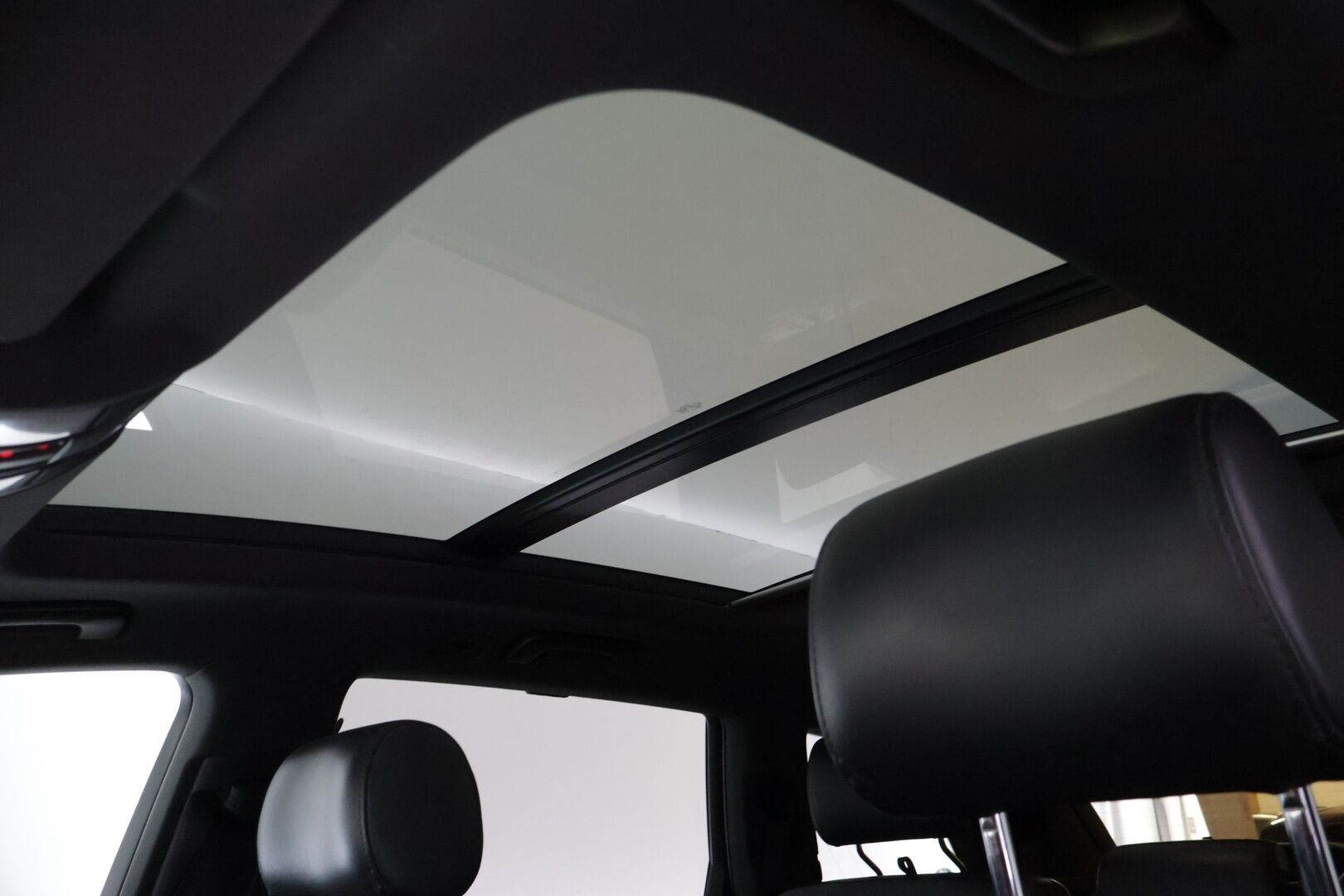 Audi Q7 2010 3,0 V6 TDI DPF 176 kW quattro tiptronic - YritysOutlet - Myydään vain yrityksille - 7- Paikkainen / Bose / Ilma-alusta / Nahat muistilla / Lohko / Koukku