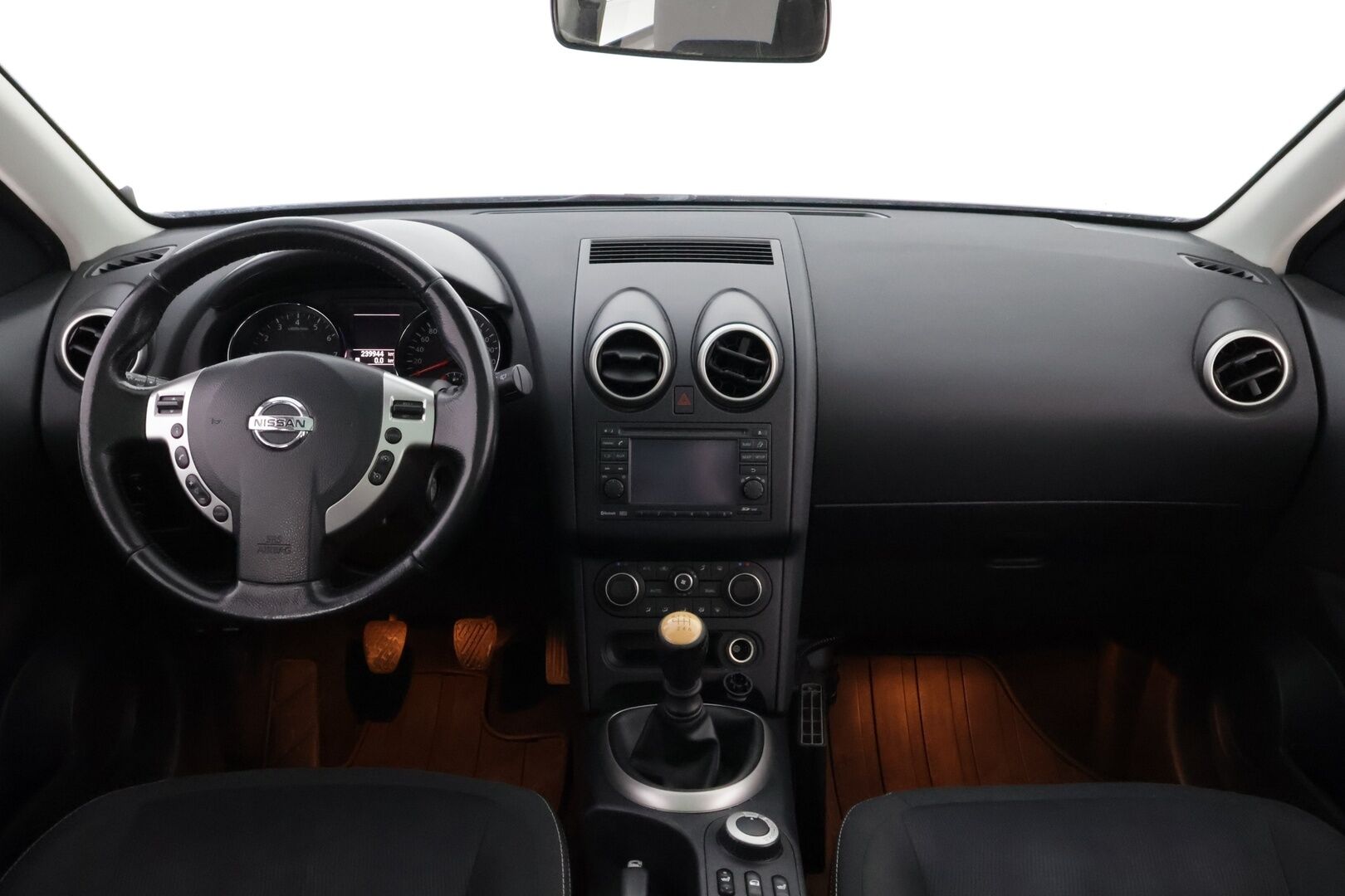 Nissan Qashqai+2 2011 2.0L Acenta 4WD 6M/T - YritysOutlet - Myydään vain yrityksille - - YritysOutlet - Myydään vain yrityksille