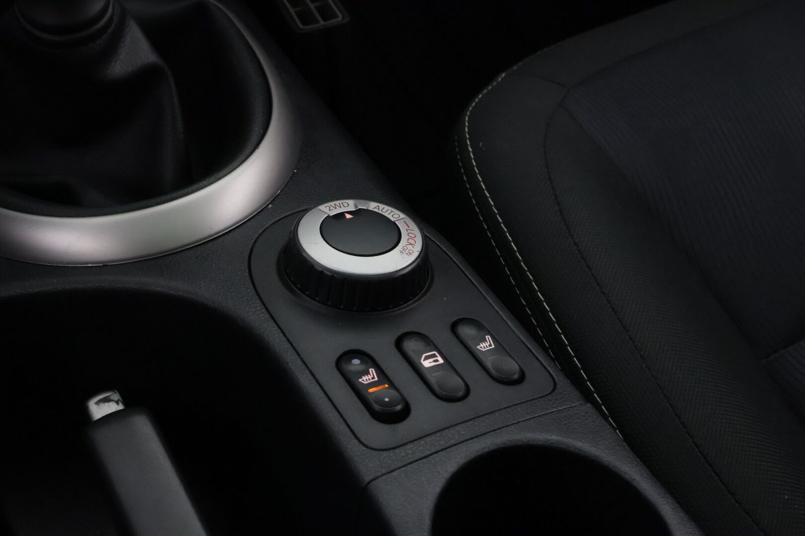 Nissan Qashqai+2 2011 2.0L Acenta 4WD 6M/T - YritysOutlet - Myydään vain yrityksille - - YritysOutlet - Myydään vain yrityksille