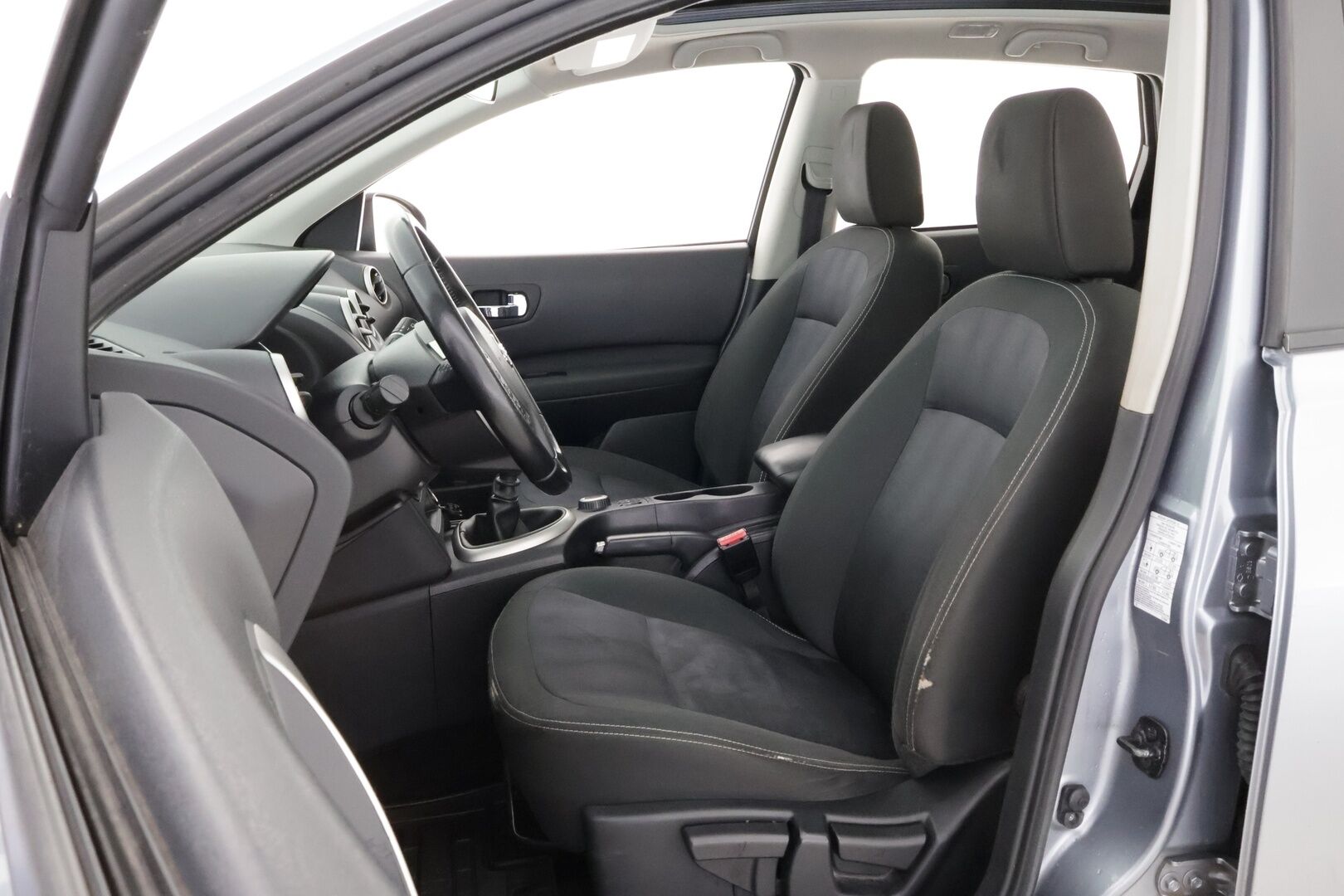 Nissan Qashqai+2 2011 2.0L Acenta 4WD 6M/T - YritysOutlet - Myydään vain yrityksille - - YritysOutlet - Myydään vain yrityksille