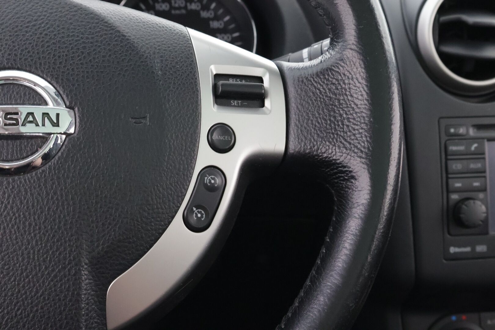 Nissan Qashqai+2 2011 2.0L Acenta 4WD 6M/T - YritysOutlet - Myydään vain yrityksille - - YritysOutlet - Myydään vain yrityksille