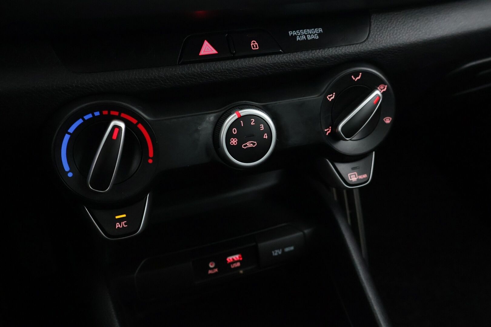 Kia Rio 2020 1.0 T-GDI 120hv LX DCT EcoDynamics * Lohkolämmitin ja sisäpistoke  / Ilmastointi / Ratinlämmitin * - Huom 120hv / Renkaat ajokuntoiset / Hyvä huoltohistoria * - Osta nyt, maksa vasta ensi vuonna