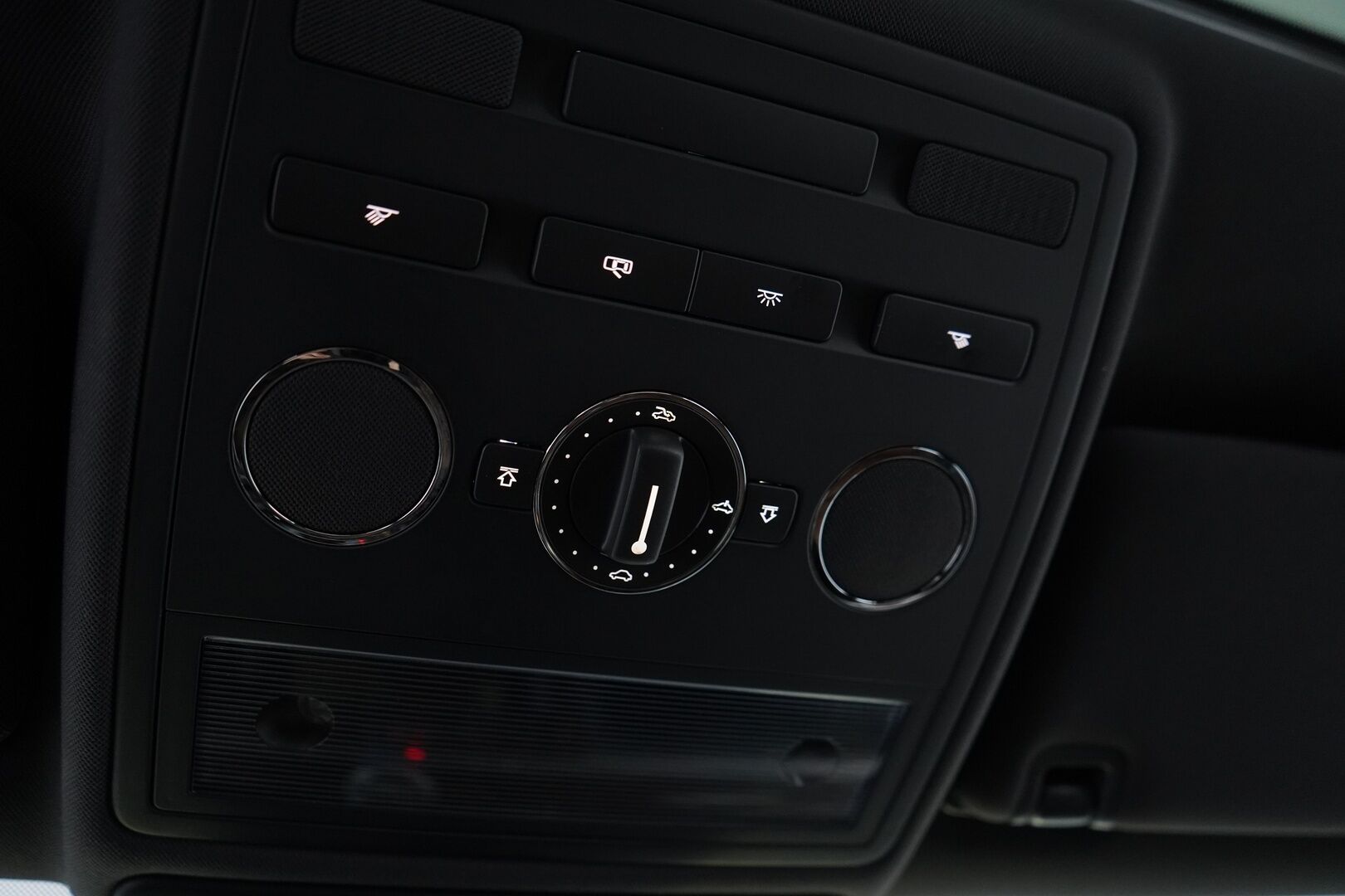 Volkswagen Phaeton 2014 3,0 V6 TDI 180 kW (245 hv) 4MOTION Tiptronic-automaatti * ACC / Kamera / Webasto / Hierovat & Ilmastoidut Muistinahat / Ilma-alusta * - SUPER VARUSTEET! / Särmä huoltohistoria / Kahdet vanteet - HULLUT VÄLIPÄIVÄT KORKOTARJOUS 2,49%