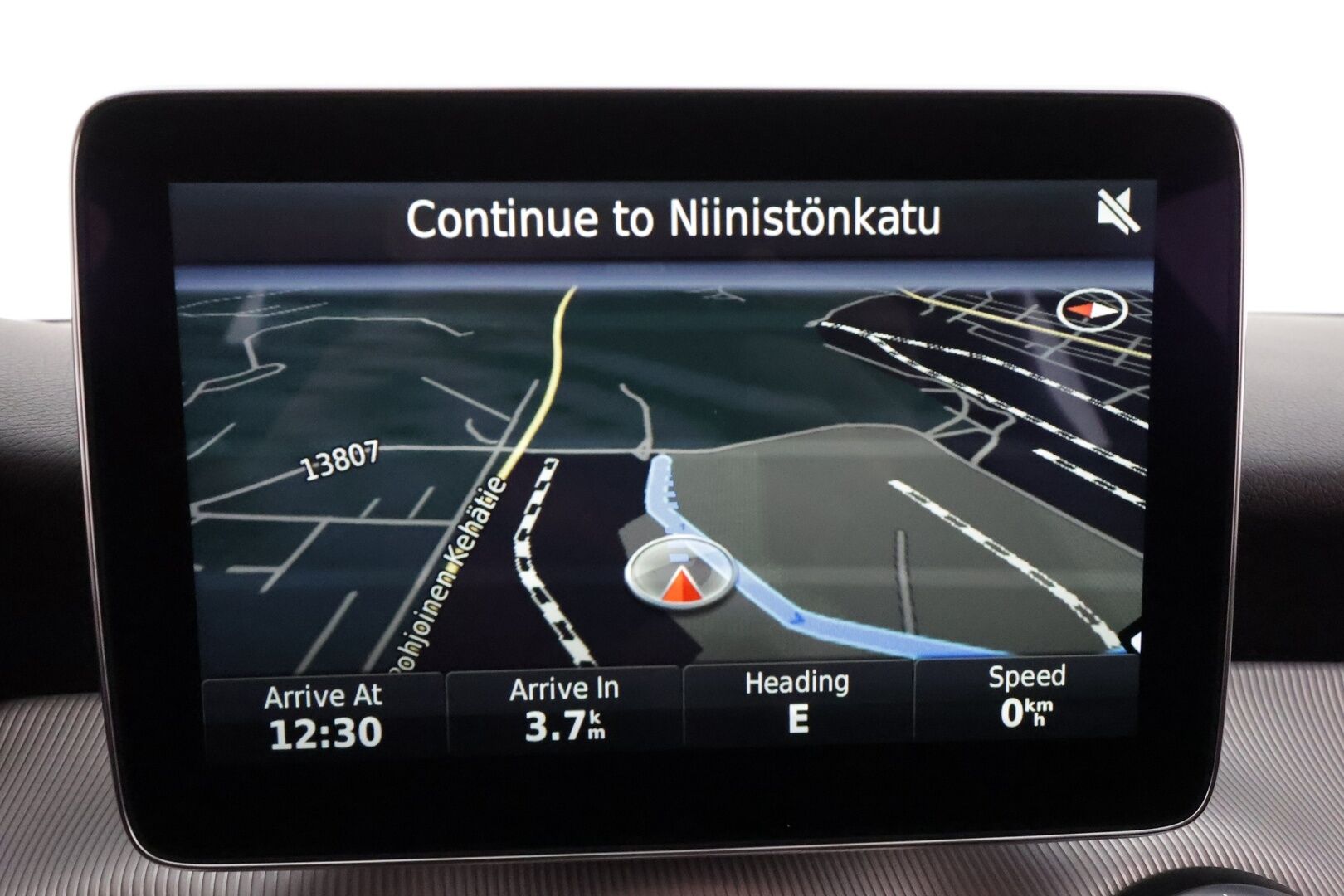 Mercedes-Benz CLA 2016 220 d 4Matic A - Vetokoukku / Harman&Kardon / Comand Navi / Xenon / Puolinahkasisusta / Sporttipenkit / Lohkolämmitin / Juuri katsastettu!