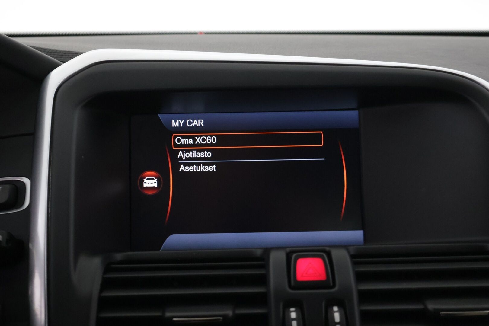 Volvo XC60 2013 D4 AWD Summum aut * Panorama / Keyless / Navi / Webasto / High Perf Audio / Koukku * - *Polestar optimoitu / 20'' vanteet kesälle / Vahva 2.4l moottori* 