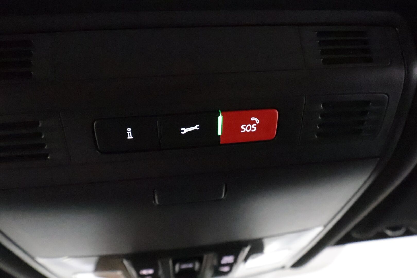 Volkswagen Arteon 2019 R-Line Limited Edition 2,0 TDI SCR 4MOTION DSG **Webasto / Koukku / Lasikattoluukku / Adapt.Vakkari / LED / P.kamera / - Suomi-auto / Kahdet Renkaat
