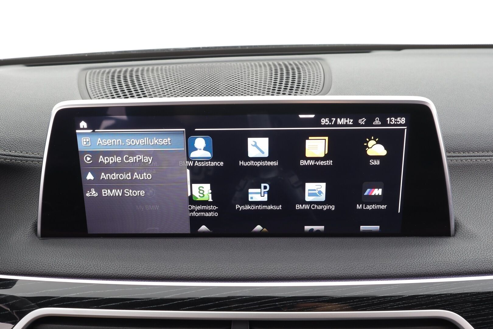 BMW 745 2020 G12 Sedan 745Le A xDrive M-Sport - | ACC | HUD | Comfort nahat muistilla | Laser | H/K | Sky Lounge | Panorama | Sähk. takapenkit | DAP | Eleohjaus | Comfort Access | P.kamera |