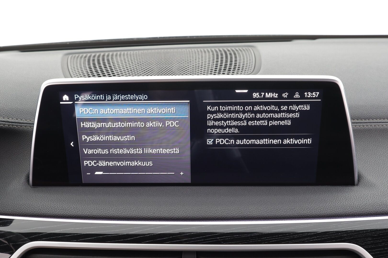 BMW 745 2020 G12 Sedan 745Le A xDrive M-Sport - | ACC | HUD | Comfort nahat muistilla | Laser | H/K | Sky Lounge | Panorama | Sähk. takapenkit | DAP | Eleohjaus | Comfort Access | P.kamera |