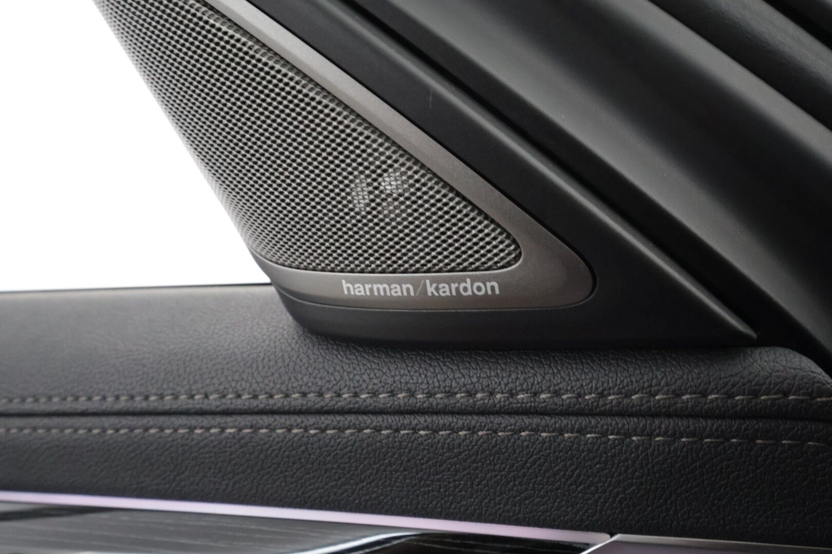 BMW 745 2020 G12 Sedan 745Le A xDrive M-Sport - | ACC | HUD | Comfort nahat muistilla | Laser | H/K | Sky Lounge | Panorama | Sähk. takapenkit | DAP | Eleohjaus | Comfort Access | P.kamera |