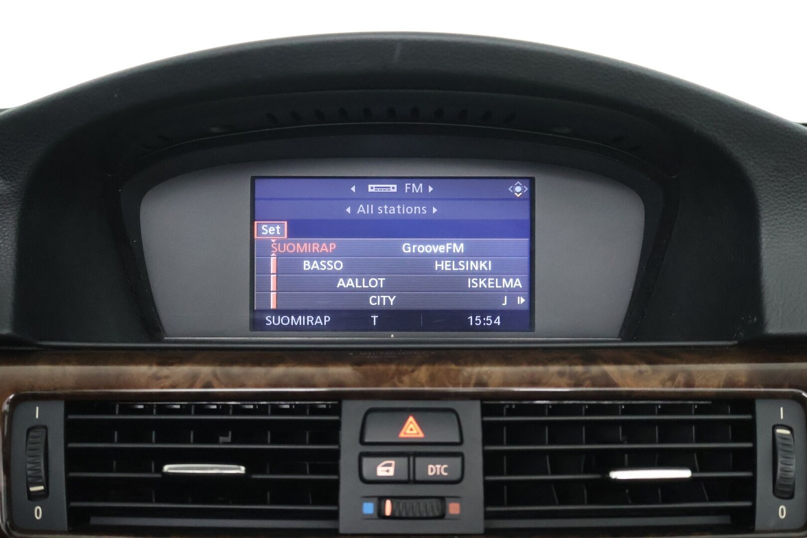 BMW 320 2009 320i Avoauto (AE) 2ov 1995cm3 - Muistipenkki | Vaalea nahkasisusta | Lohko + sisäp. | Xenon | P. Tutkat | Vakkari | 2x Renkaat