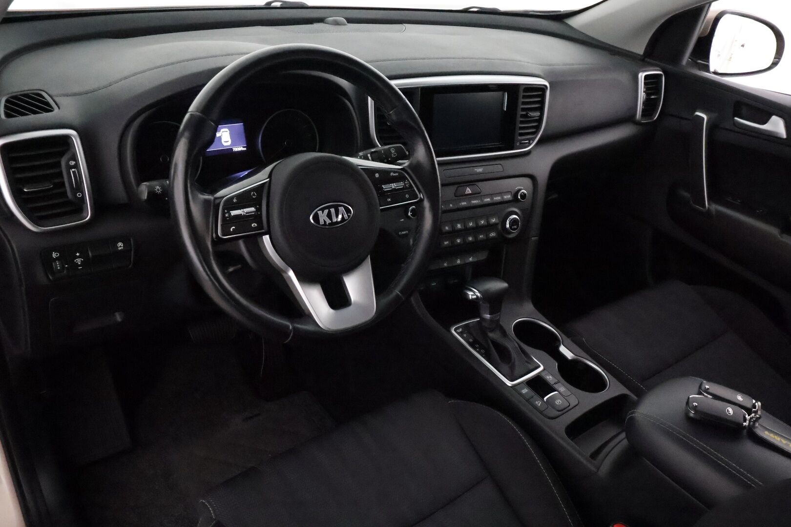 Kia Sportage 2020 1,6 T-GDI ISG Urban Active DCT A/T EcoDynamics **Suomi-auto / Apple&Android / P.kamera / Ratinlämmitin / Lohko** - Merkkihuollettu / Kahdet renkaat aluvanteilla