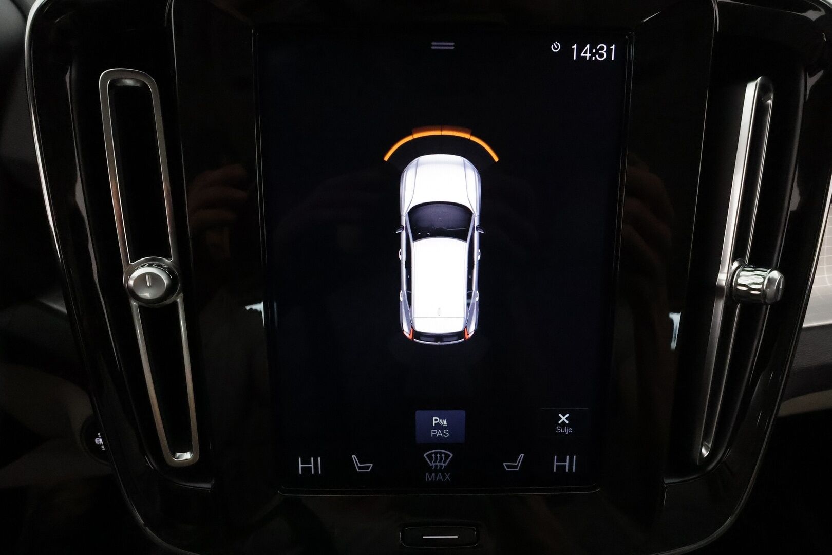 Volvo XC40 2019 D4 AWD Business aut **1-om. Suomi-auto / Pa-lämmitin / Keyless / Koukku / Apple&Android** - 3,99 % KORKOTARJOUS TÄHÄN AUTOON - 