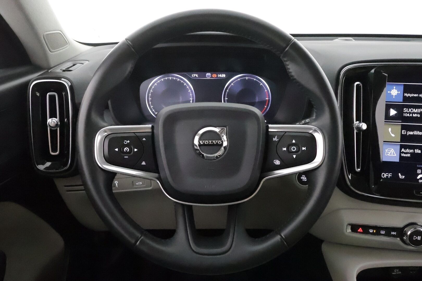Volvo XC40 2019 D4 AWD Business aut **1-om. Suomi-auto / Pa-lämmitin / Keyless / Koukku / Apple&Android** - 3,99 % KORKOTARJOUS TÄHÄN AUTOON - 