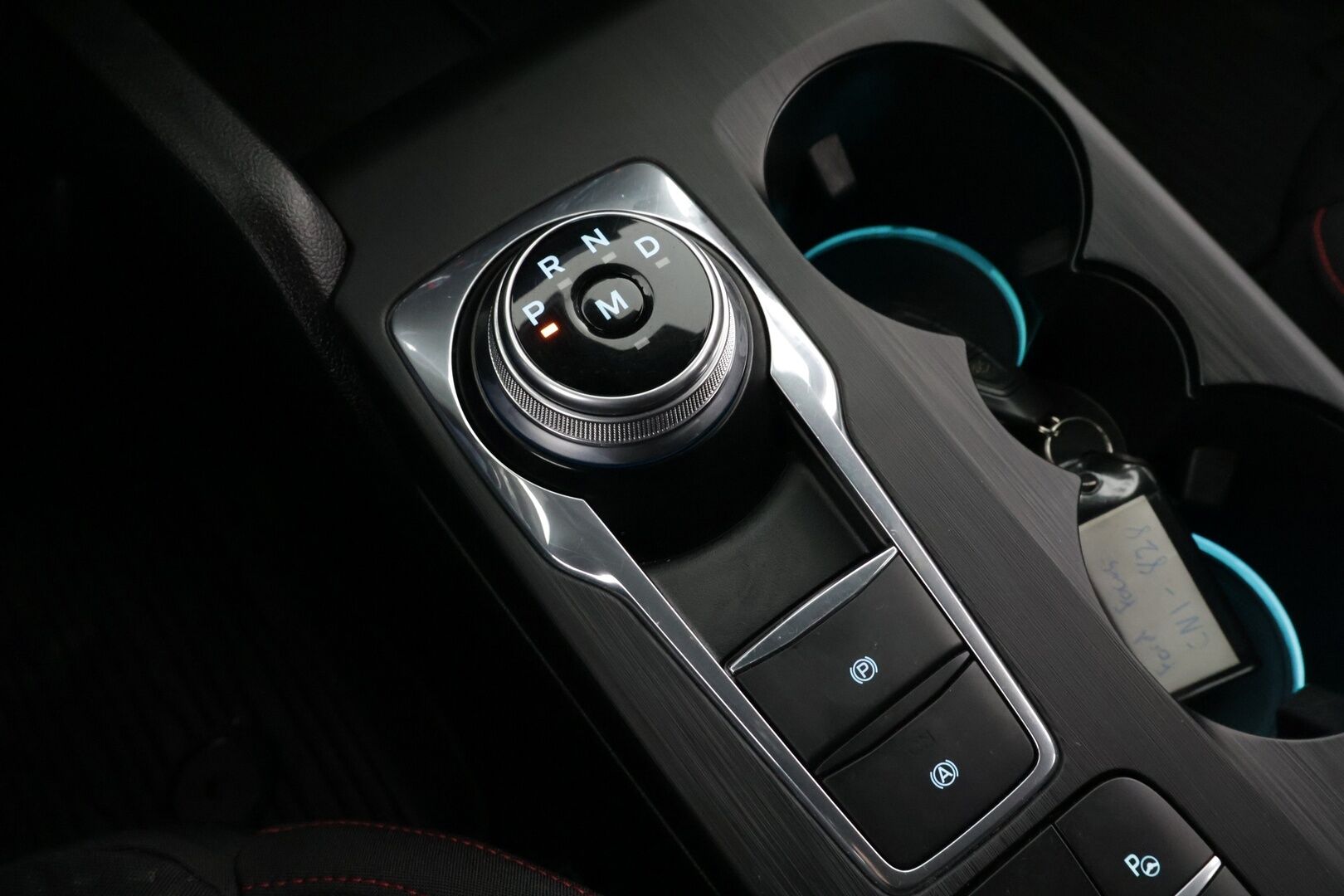 Ford Focus 2019 1,0 EcoBoost 125hv  ST-Line * ACC / Koukku / B&O / P-kamera * - Taloudellinen / B&O / 2xrenkaat - HULLUT AVAJAISHULINAT KORKOTARJOUS 3,29 %