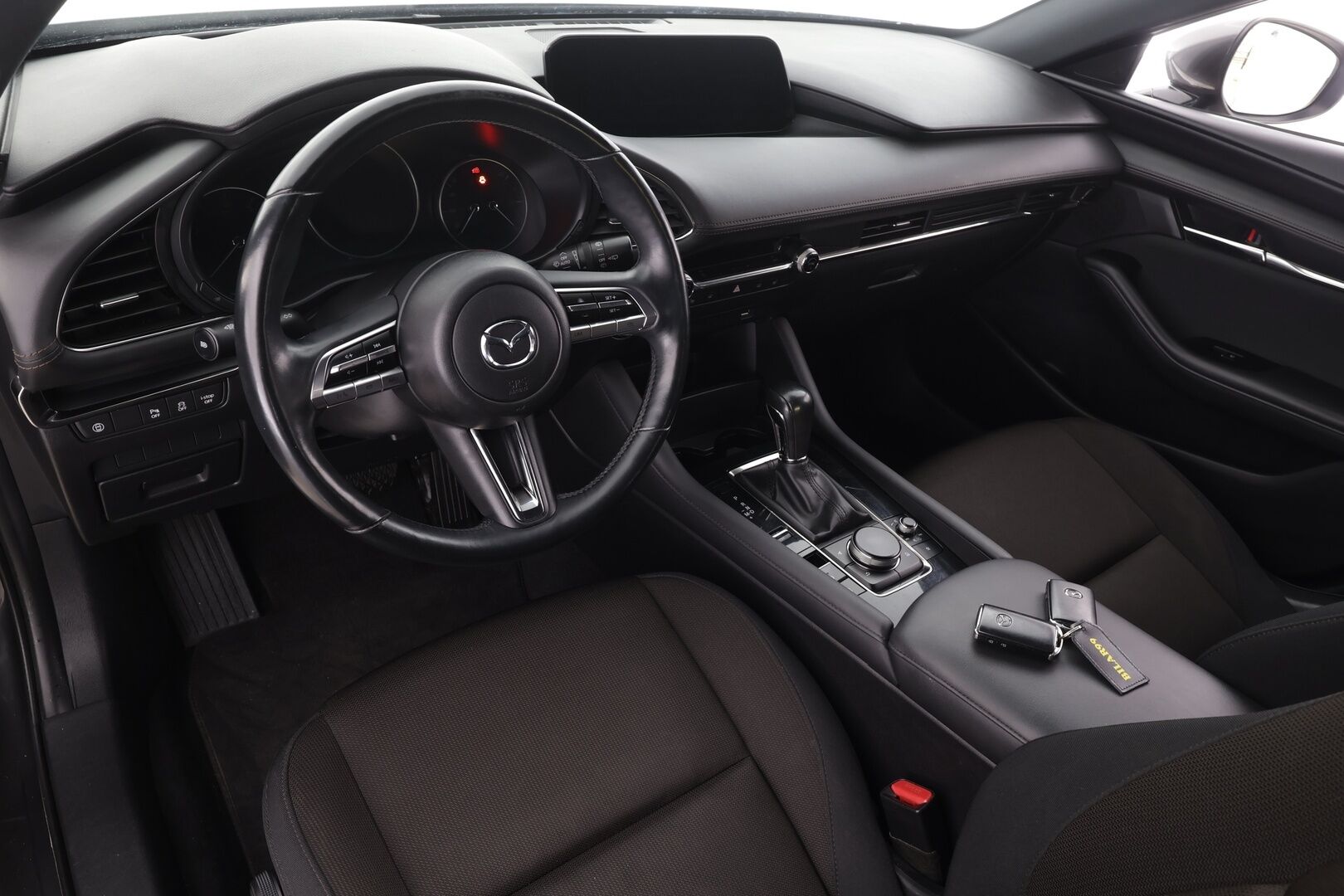 Mazda Mazda3 2020 Hatchback 2,0 (122 hv) SKYACTIV-G Vision Plus Business AT HL2Y * ACC / P.kamera / Lohko+Sisä / Navi * - Suomi-auto / Kahdet renkaat aluvanteilla - HULLUT AVAJAISHULINAT KORKOTARJOUS 3,29 %