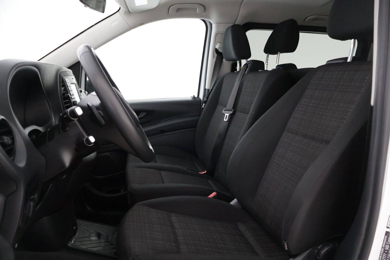 Mercedes-Benz Vito 2019 Tourer 114CDI normaali A1 A * ALV / Vakkari / Bluetooth * - 3,99 % KORKOTARJOUS TÄHÄN AUTOON 28.9. ASTI! - * ALV / Suomi-auto / 9-paik. / 2x renkaat ja vanteet *